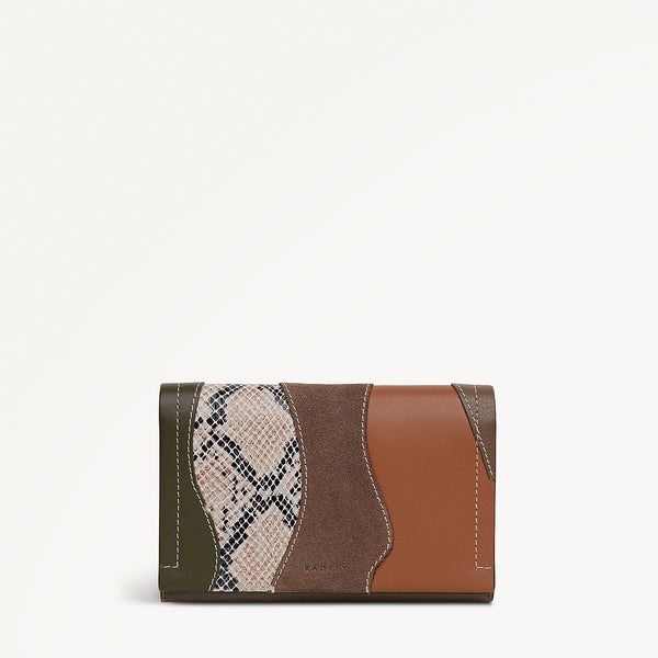 radley london Coffee Medium Flapover Purse | Oak Street AW25 | Radley London