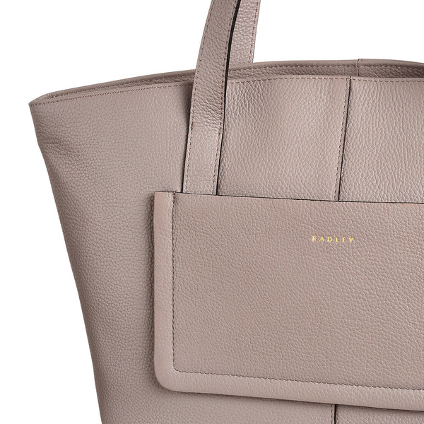 Radley London Espresso Medium Ziptop Tote | Sycamore Grove AW24 | Radley London