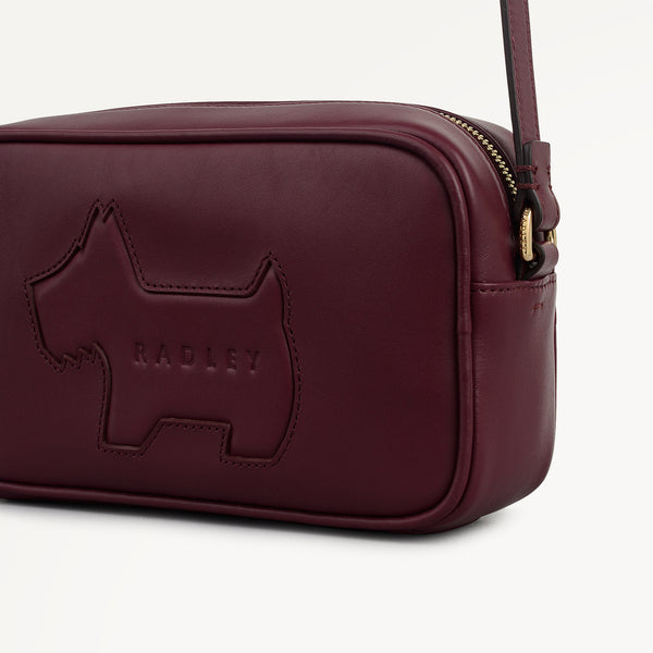Radley London Hadley Lane - Applique Dog Small Ziptop Cross Body Dark Cherry - 11294