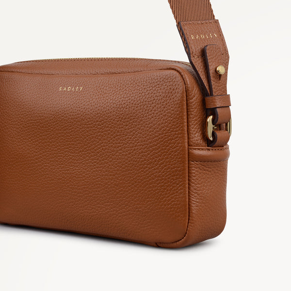 Radley London Indus Tan Mini Zip Around Cross Body | Tavistock AW25 | Radley London