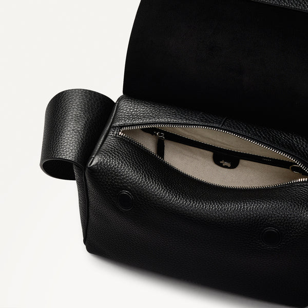 Radley London Leather Black Shoulder Bag | De Beauvoir SS25 | Radley