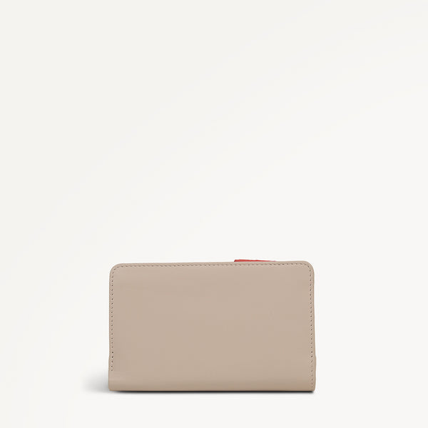 Radley London Porcini Medium Bifold Purse | Christmas Is Calling AW25 | Radley London