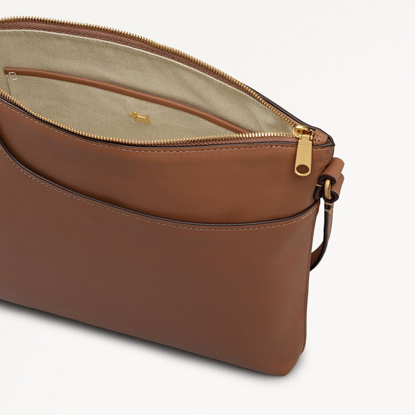 Radley London Saddle Large Ziptop NS Cross Body | Pockets AW25 | Radley London