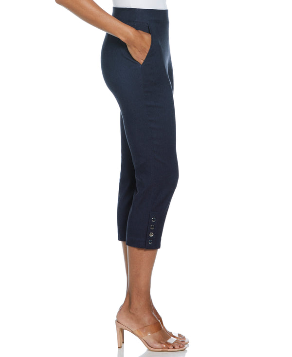 Rafaella Indigo Rinse Rivet Detail Pull-On Capris