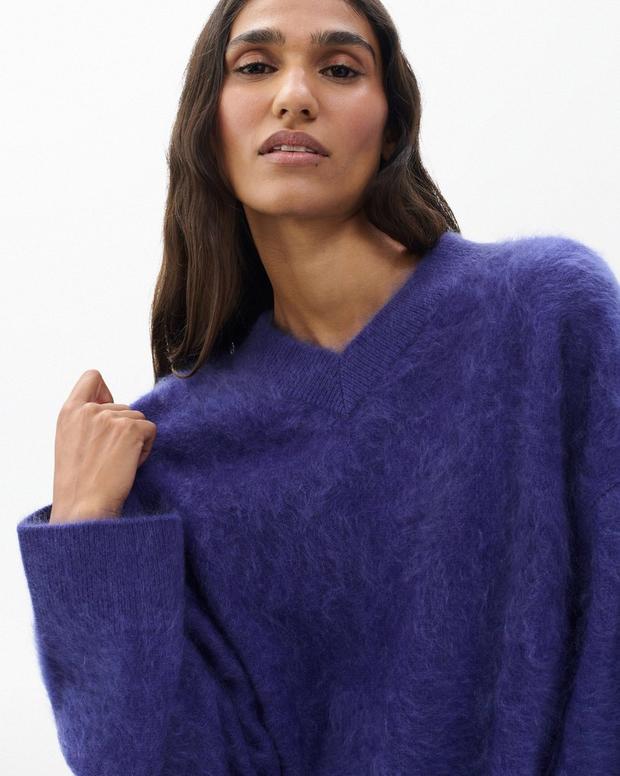 Rag & Bone Jada Brushed Cashmere V-Neck Sweater