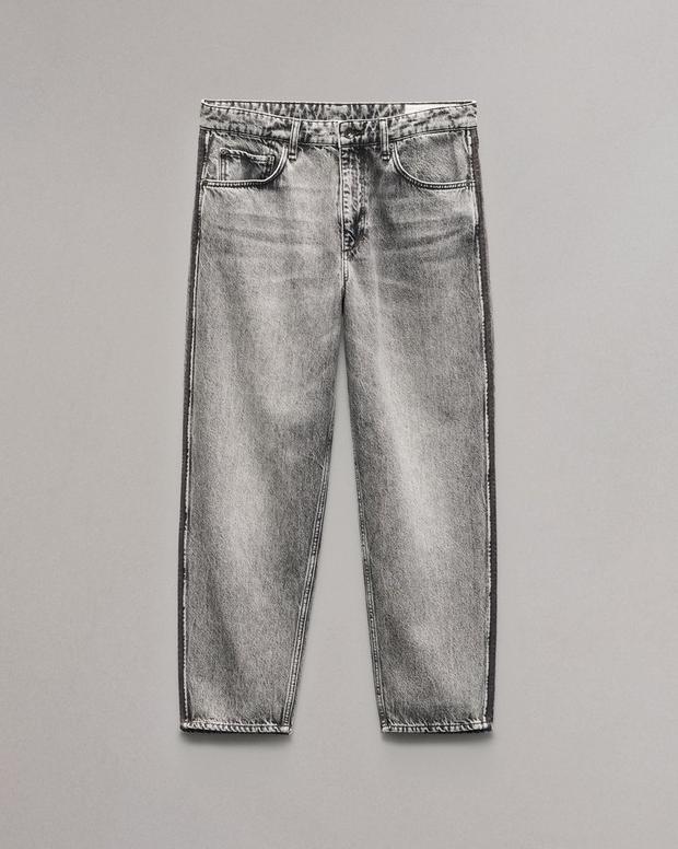 Rag & Bone RbTAPER Fit Jean