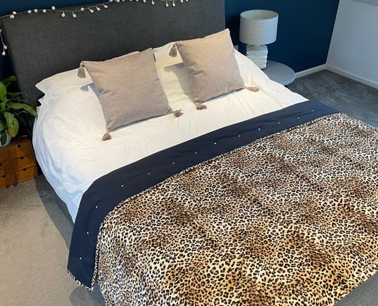 ragged rose Lauren Leopard Velvet Blanket