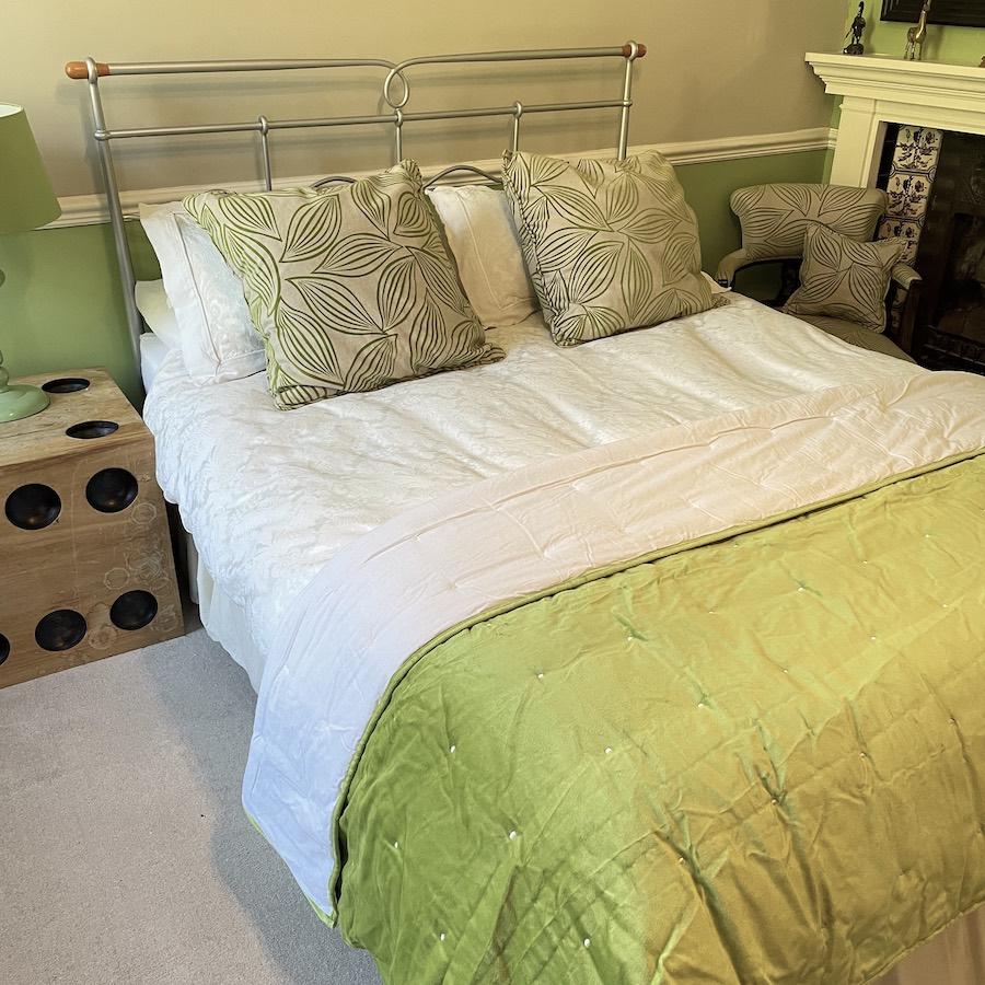 Ragged Rose Lauren Lime Green Velvet Blanket