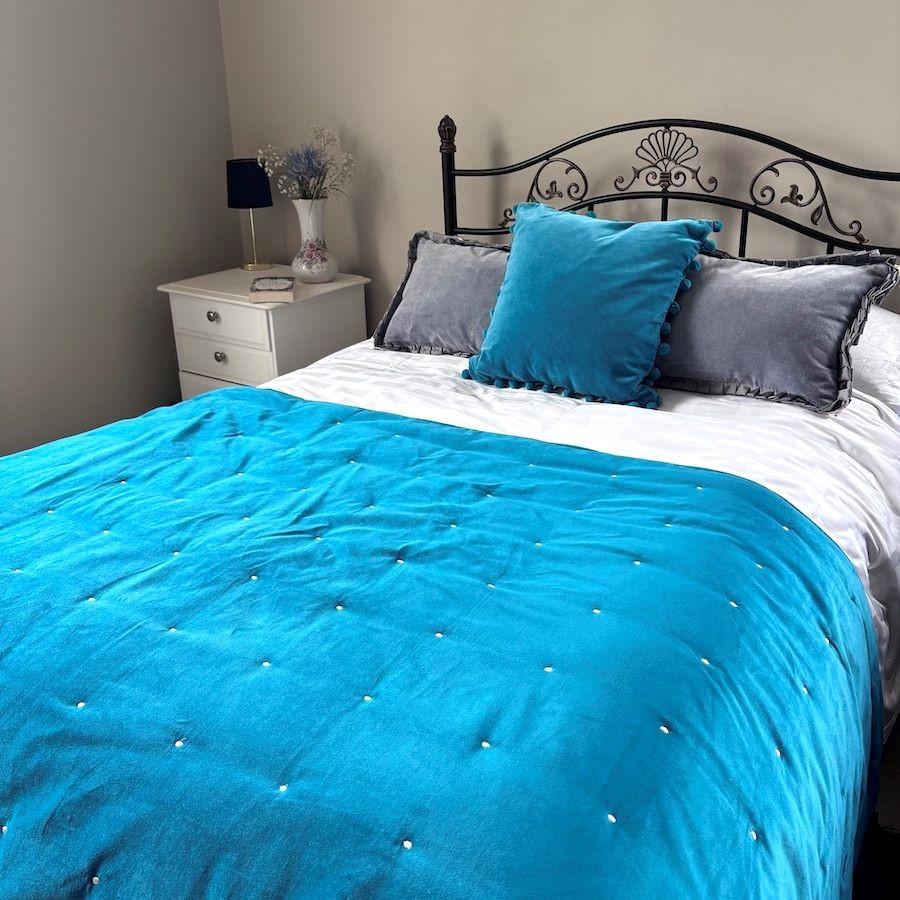 ragged rose Lauren Teal Velvet Blanket