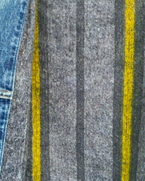 Ragyard Vintage LEE STORMRIDER Mid Wash Denim Jacket With Gold Chain Shoulder Embellishment