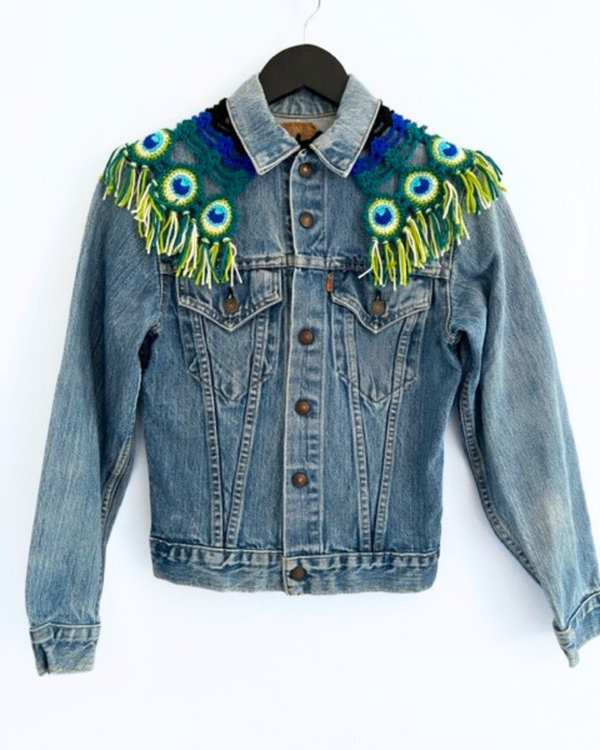 ragyard Vintage LEVI denim jacket with detachable macrame peacock collar