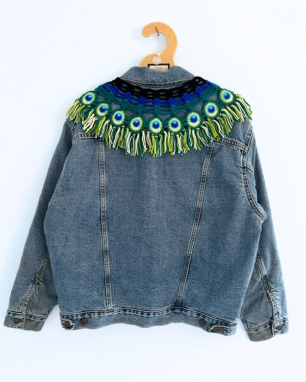 Ragyard Vintage LEVI Tartan Lined Denim Jacket With Detachable Macrame Peacock Collar