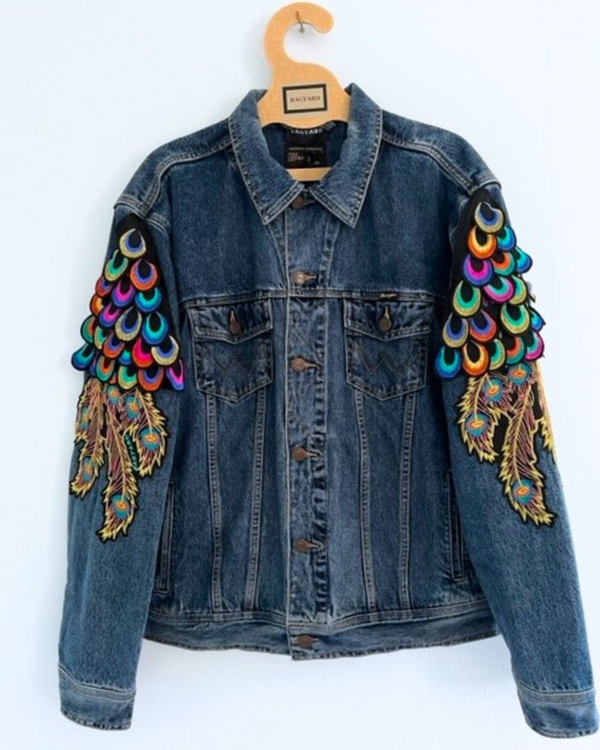 ragyard Vintage WRANGLER dark blue denim jacket with psychedelic peacock sleeve embellishment