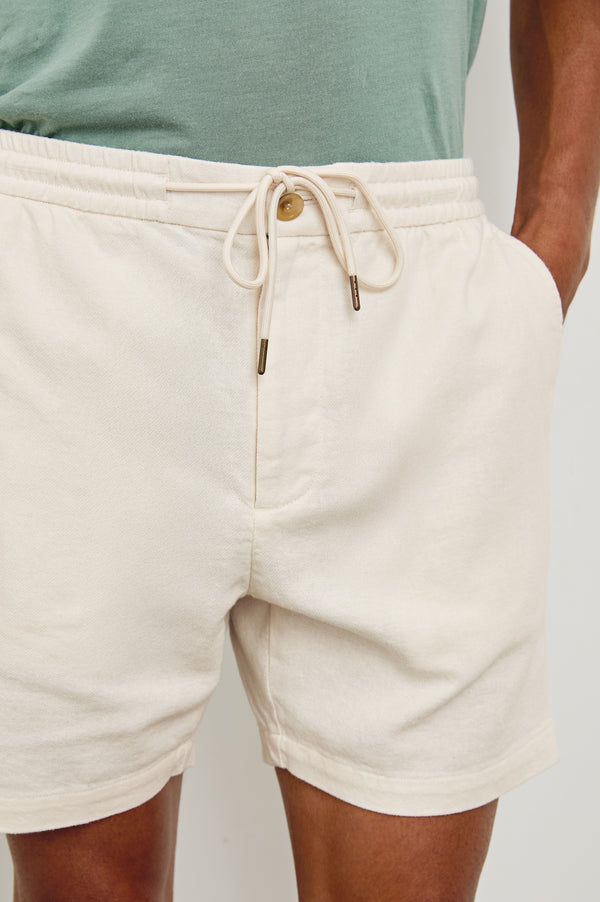 rails Archer 6" short Ecru