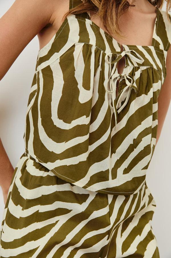 rails Blythe top Selva