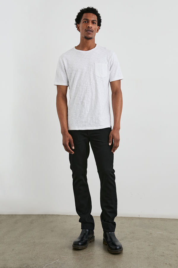 Rails Clayton Slim Straight Dark Black