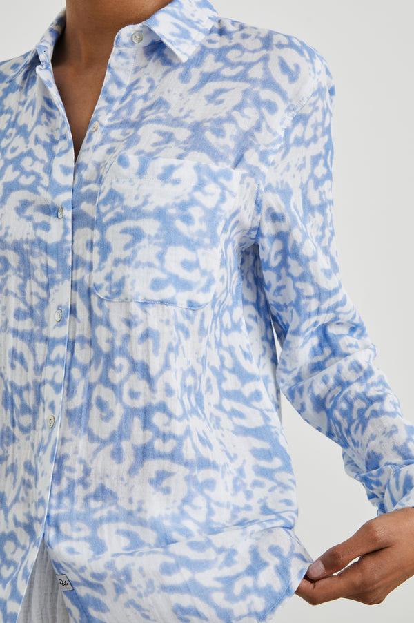 rails Ellis shirt Blue Diffused Cheetah