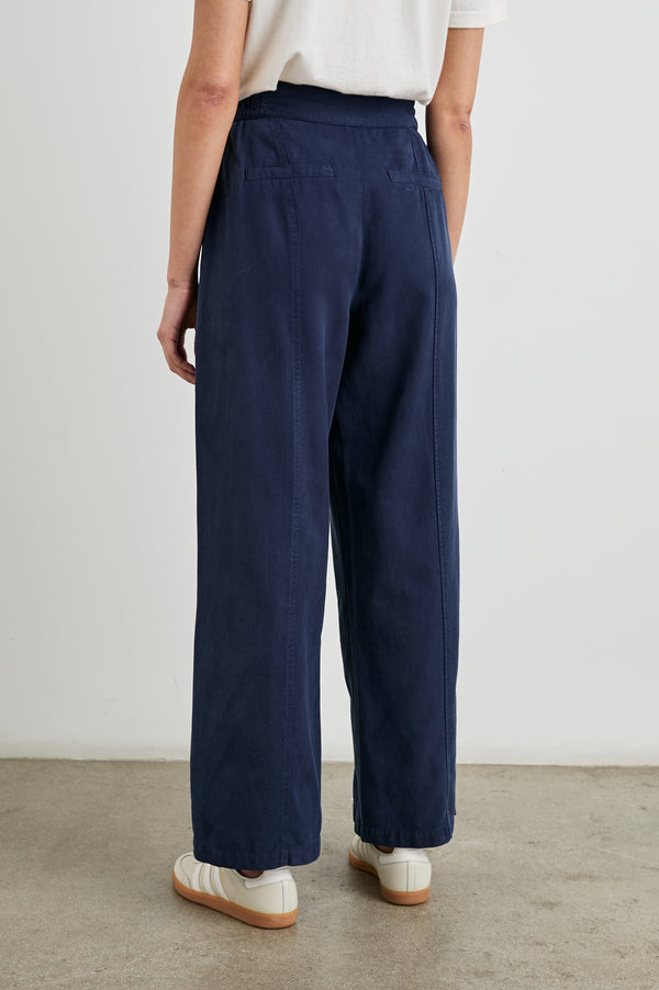 rails Greer pant Navy