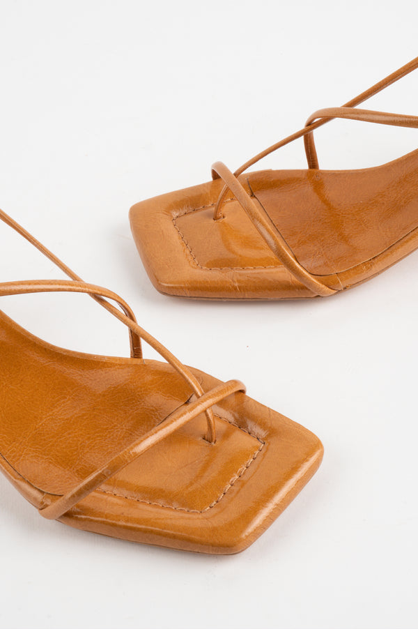 rails Intentionally blank anca heel Toffee