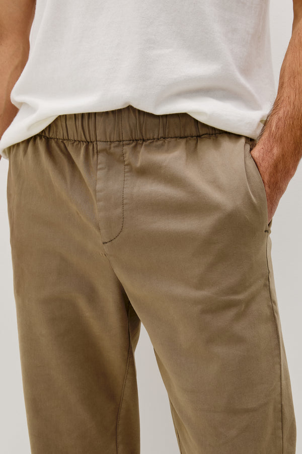 rails Julian pant Barley