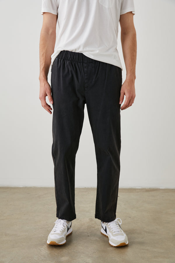 Rails Julian Pant Washed Black