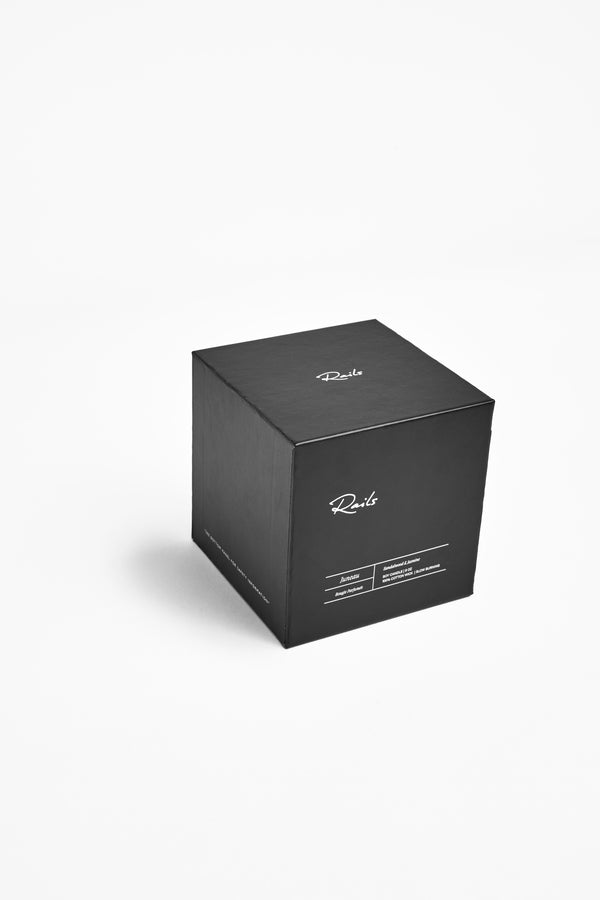 rails Juneau candle Jasmine & Sandalwood