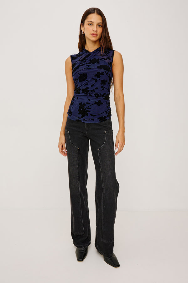 Rails Lauris Top Navy Tossed Roses