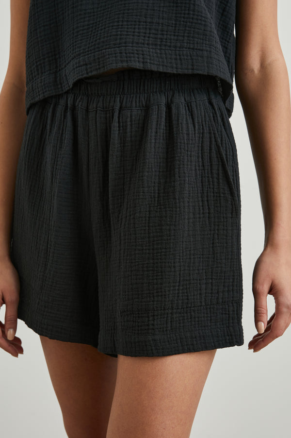 Rails Leighton Short Black