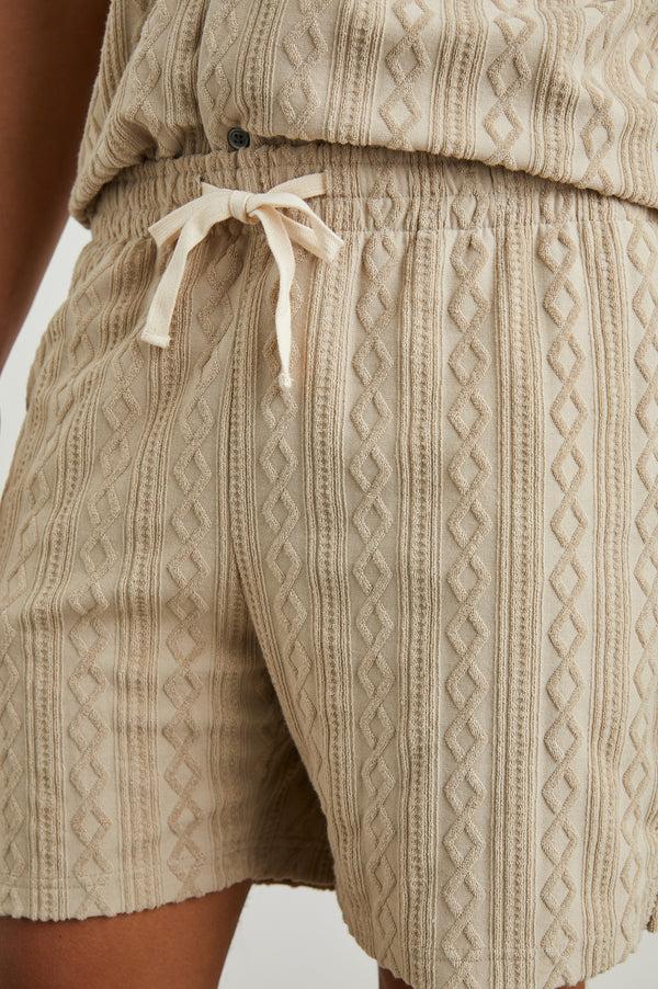 Rails Nova Short Craft Paper