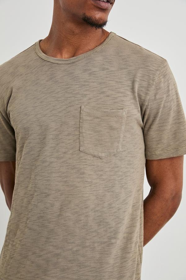 rails Skipper t-shirt Barley
