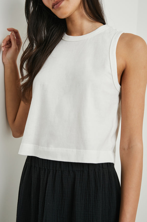 rails The boxy tank White
