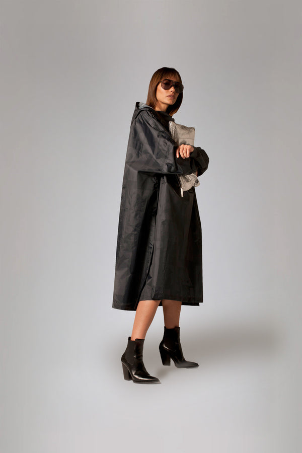Rainkiss Back To Black Art Camo - Rain Poncho