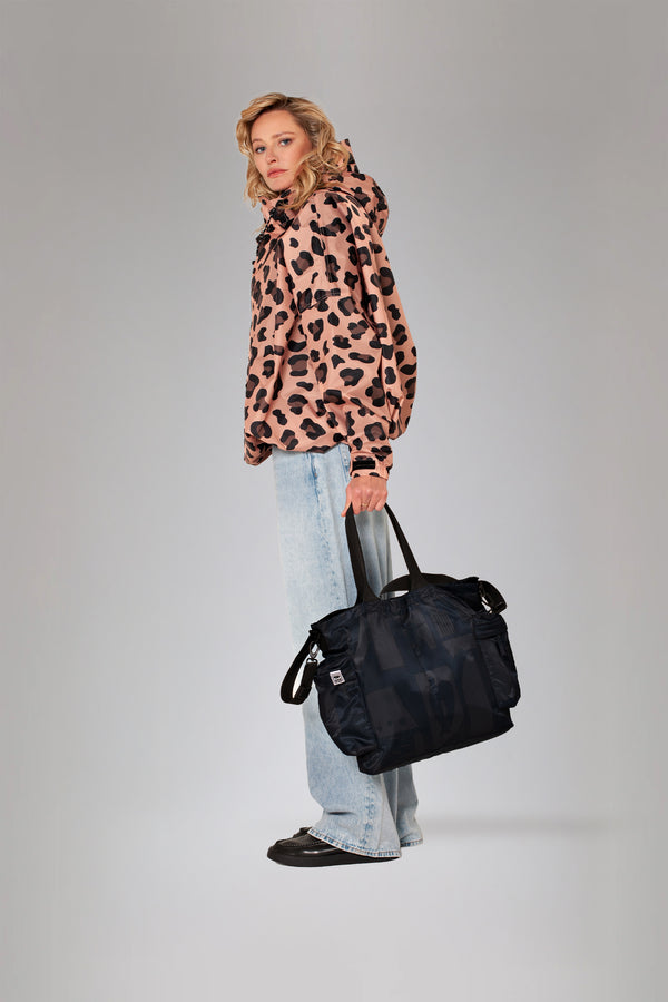 Rainkiss Back To Black - Tote Bag