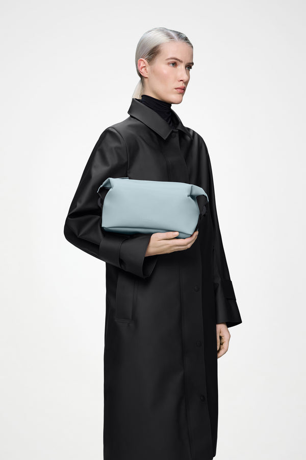 Rains Hilo Wash Bag Pool