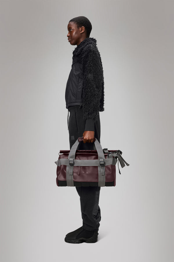 Rains Texel Duffel Bag Mini Depth