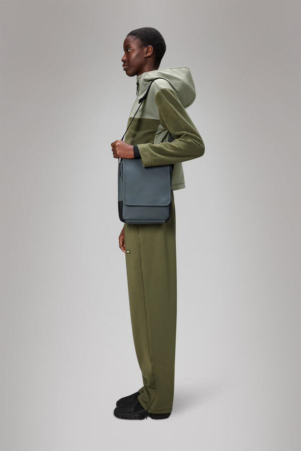 Rains Trail Reporter Bag Lagoon