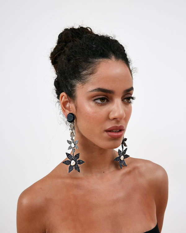 Ranjana Khan Tiered Grey Dégradé Earrings