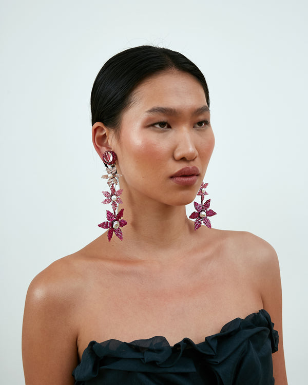 Ranjana Khan Tiered Pink Degrade Flowers