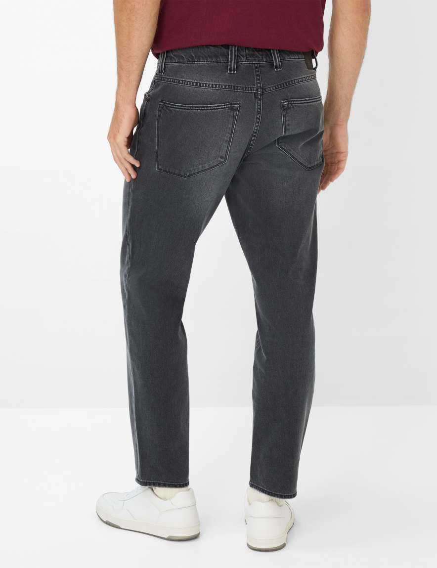 raphaela by brax Men's fashion Jeans Style CURTIS Tapered Fit ➜ at Brax