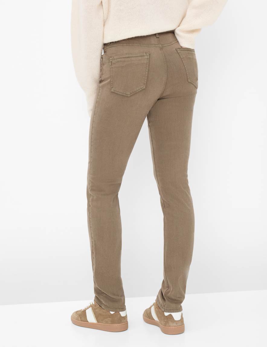 raphaela by brax Women's fashion Jeans Style CAROLA Feminine Fit ➜ at Brax