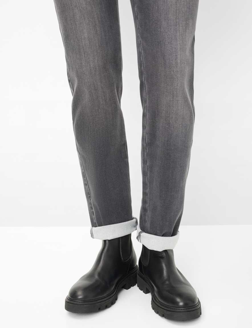 Raphaela By Brax Women's Fashion Jeans Style CAROLA Feminine Fit ➜ At Brax