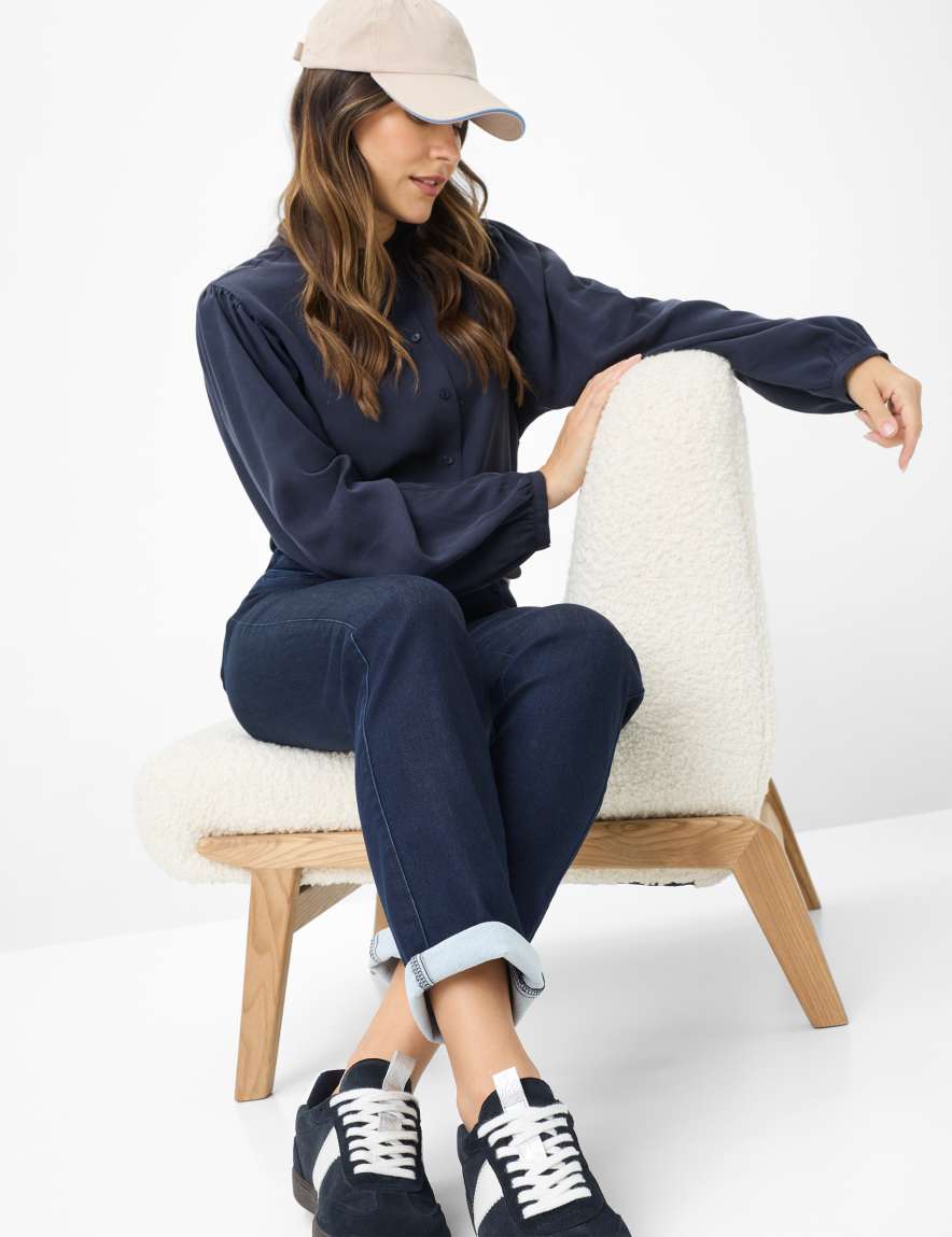 Raphaela By Brax Women's Fashion Jeans Style CAROLA Feminine Fit ➜ At Brax