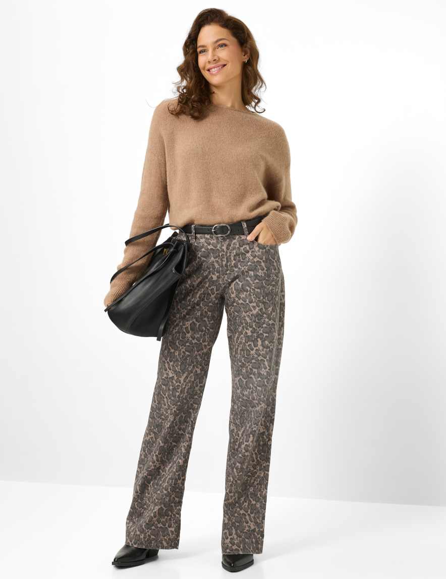 Raphaela By Brax Women's Fashion Jeans Style MAINE Denim Dark Brown Wide Leg