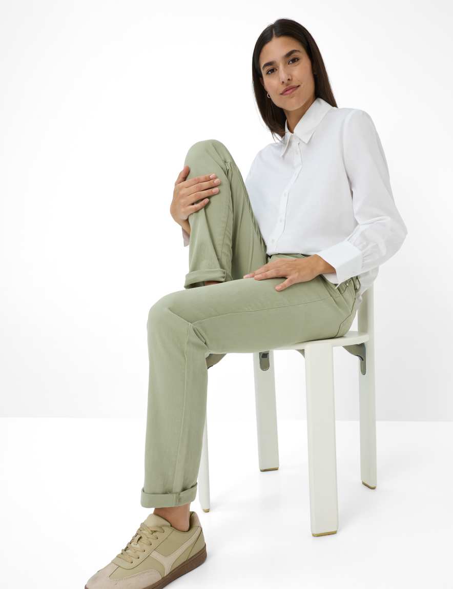 Raphaela By Brax Women's Fashion Jeans Style MARY Regular Fit ➜ At Brax