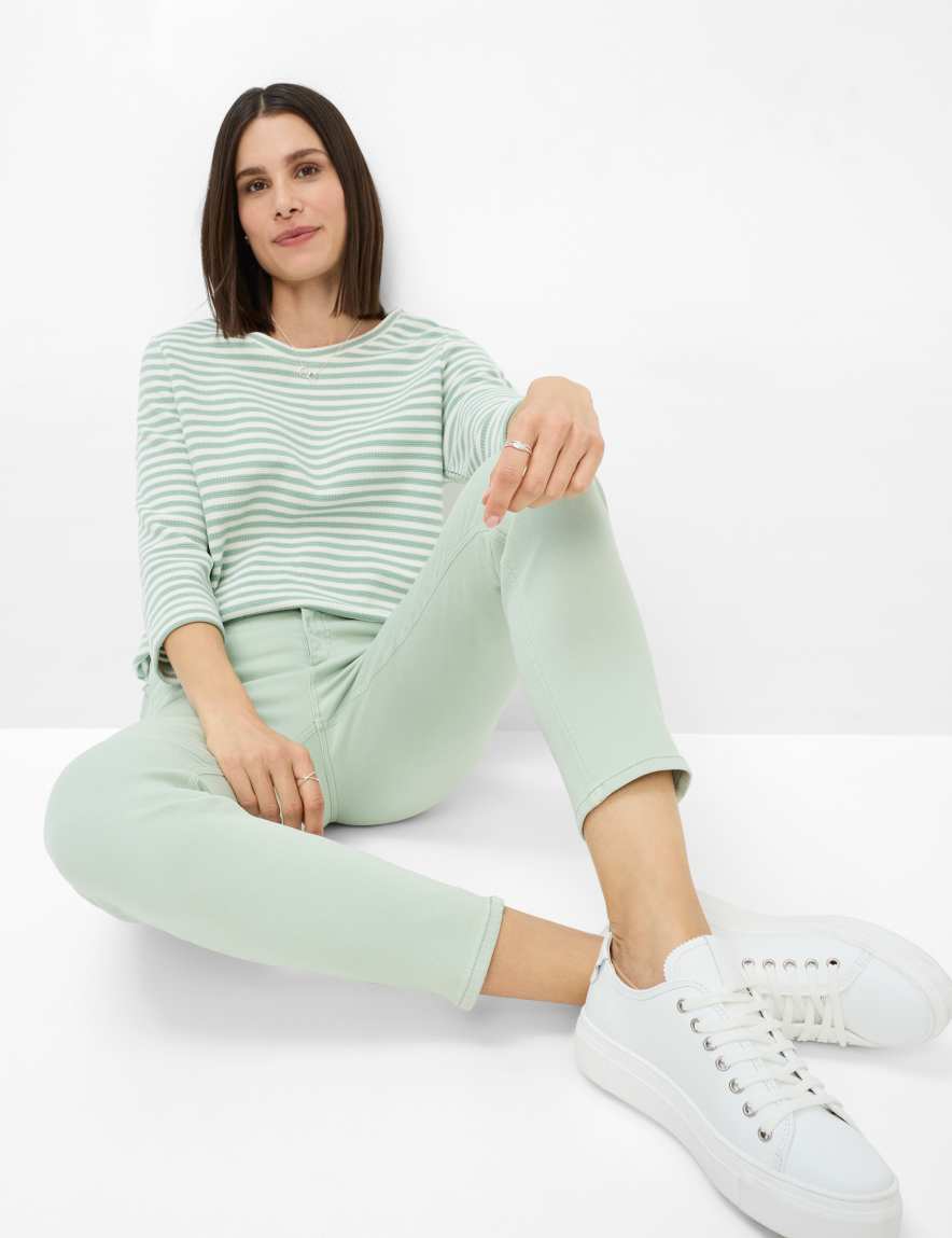 Raphaela By Brax Women's Fashion Jeans Style SHAKIRA S Slim Fit ➜ At Brax