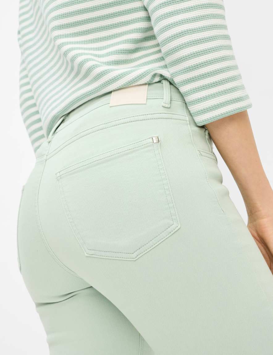 Raphaela By Brax Women's Fashion Jeans Style SHAKIRA S Slim Fit ➜ At Brax