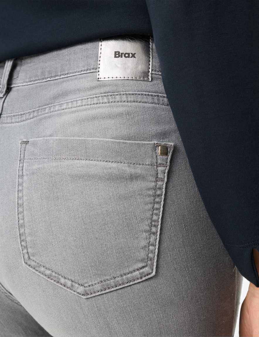 Raphaela By Brax Women's Fashion Jeans Style SHAKIRA Slim Fit ➜ At Brax