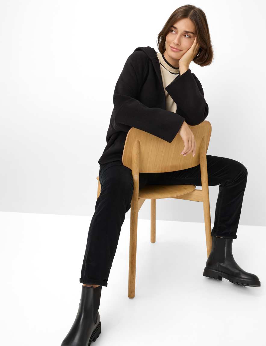 Raphaela By Brax Women's Fashion Pants Style CAROLA Black Feminine Fit