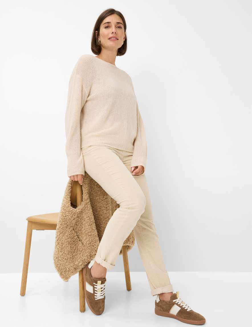 Raphaela By Brax Women's Fashion Pants Style CAROLA Cream White Feminine Fit