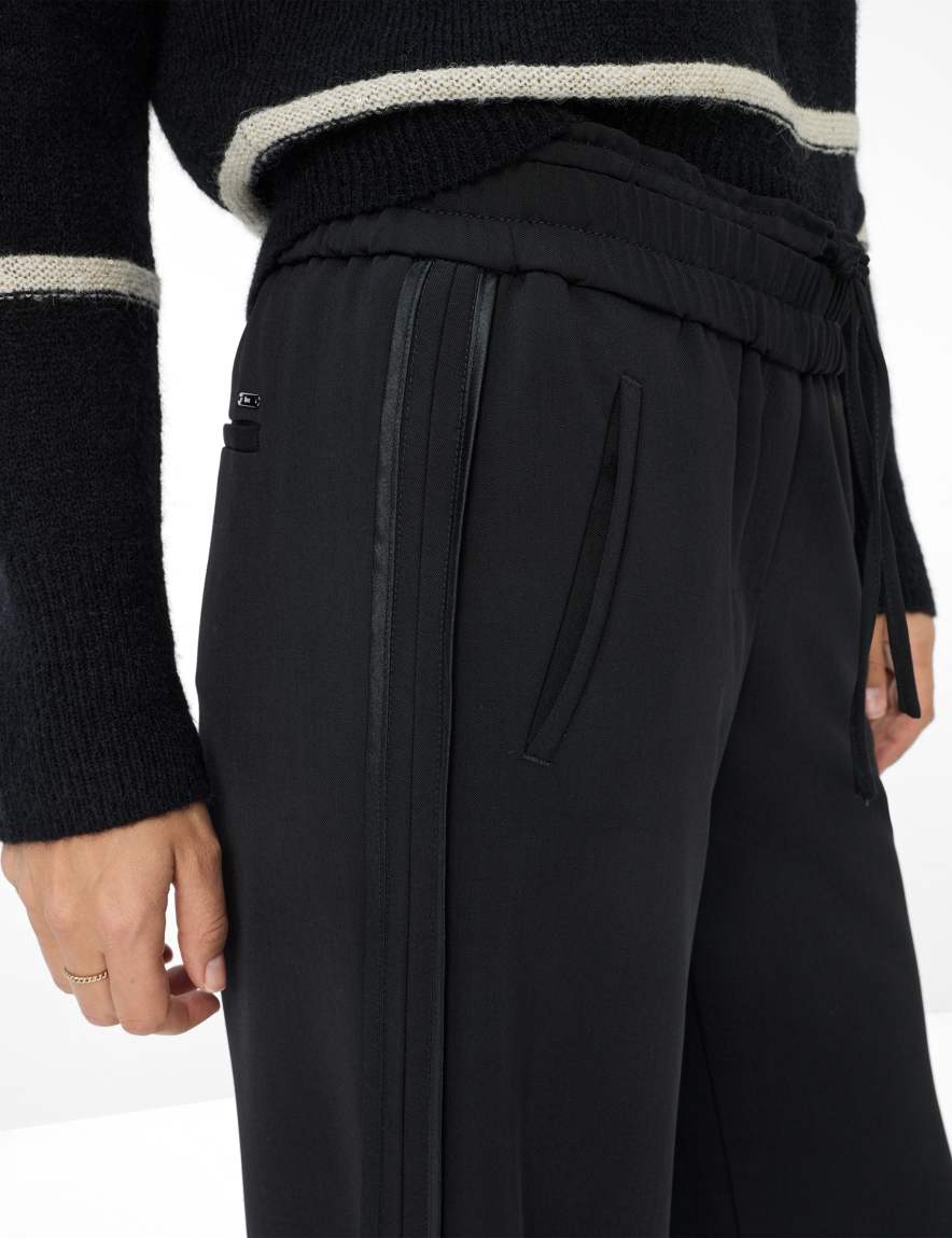 Raphaela By Brax Women's Fashion Pants Style MAINE Black Wide Leg ➜ At Brax